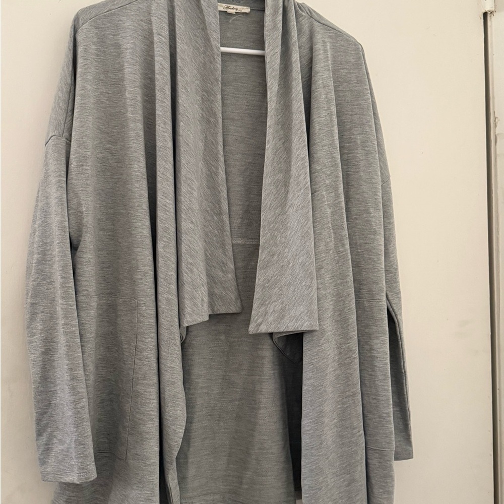 ANDREE BY UNIT Light Gray Women's Poncho